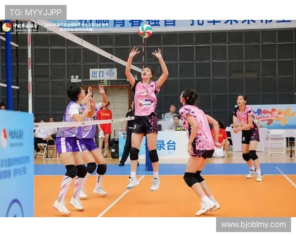 重庆排球队在全国排球意识排行榜中荣获第五名的佳绩引发热议