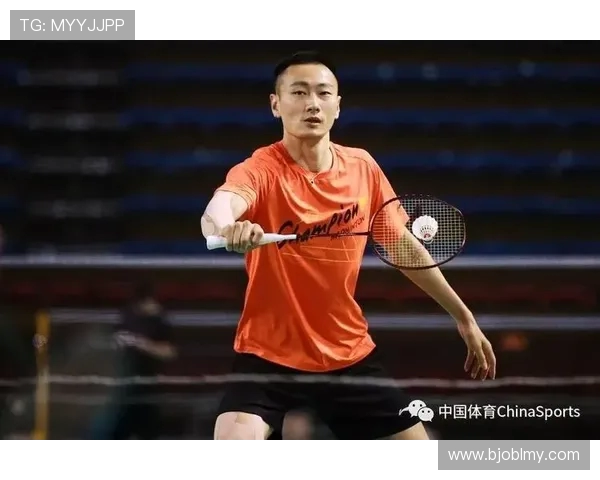 重庆羽毛球队奋力拼搏迎接奥运会挑战的转型与成长之路