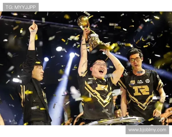 高校联赛最新积分榜RNG凭借86分稳居第一名引发热议 高校联赛最新积分榜RNG凭借86分稳居第一名引发热议