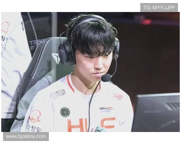 Chovy中单的个人风采与游戏策略解析：电竞赛场上的顶级选手成长之路