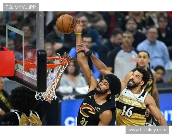 奇才与骑士激战正酣 赛场精彩对决引人瞩目